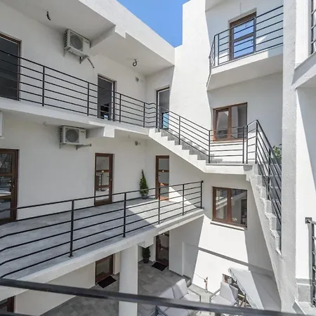 Toma Guest house
