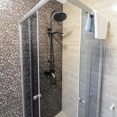 Toma Guest house